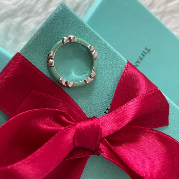 Tiffany and Co. Signature X Ring Blue Enamel Size 7 - Picture 4 of 10
